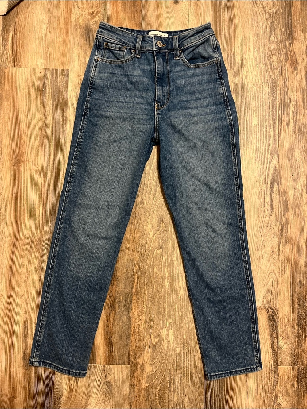 Abercrombie & Fitch "The Mom High Rise" Jeans
